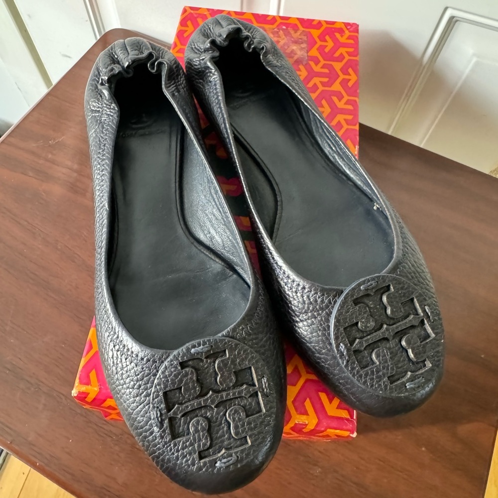 Tory Burch navy flats